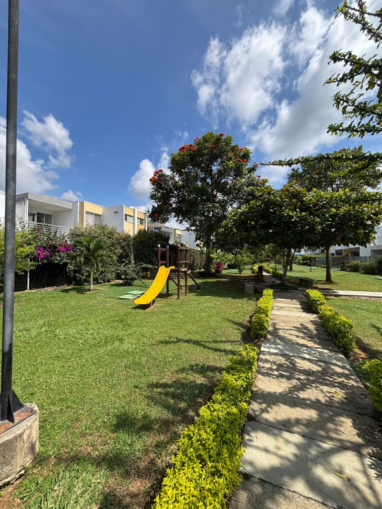 Casa En Arriendo - Ciudad Country, Jamundí