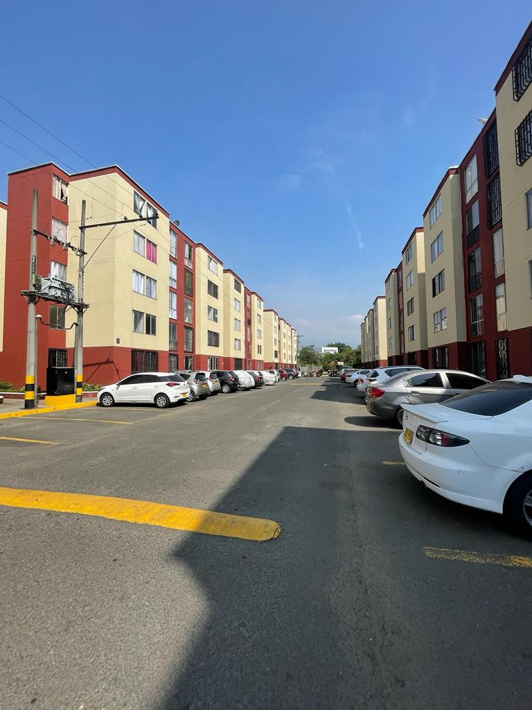 Apartamento En Venta - Brisas De Los Alamos, Cali