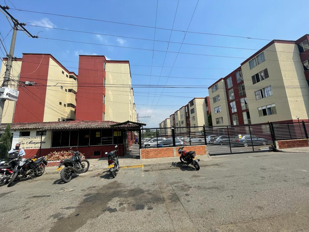 Apartamento En Venta - Brisas De Los Alamos, Cali