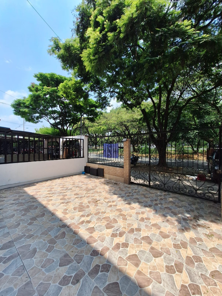 Casa En Arriendo - Caney, Cali
