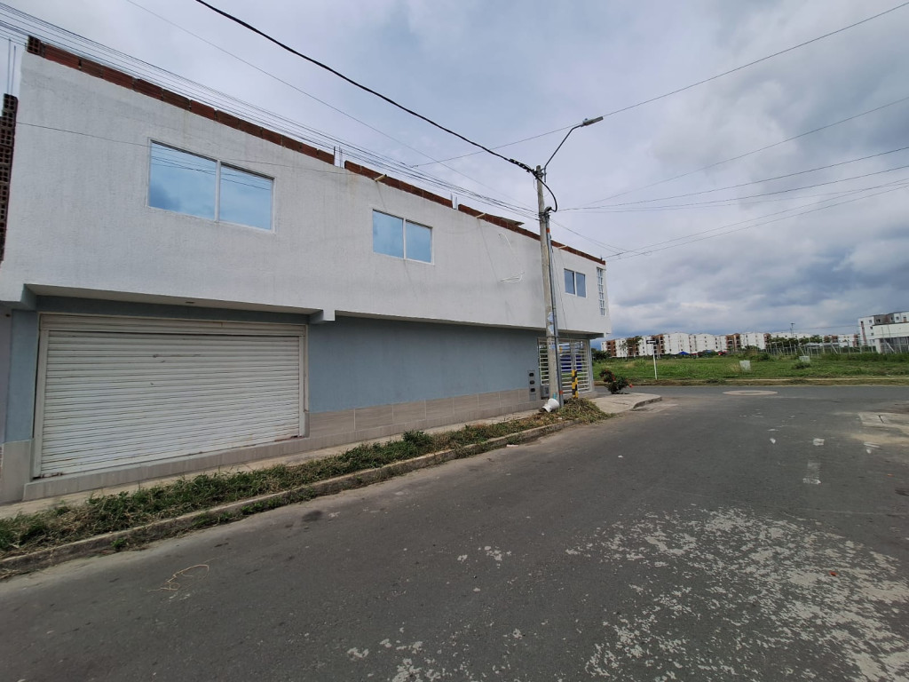 Local En Arriendo - Ciudad Del Valle, Candelaria