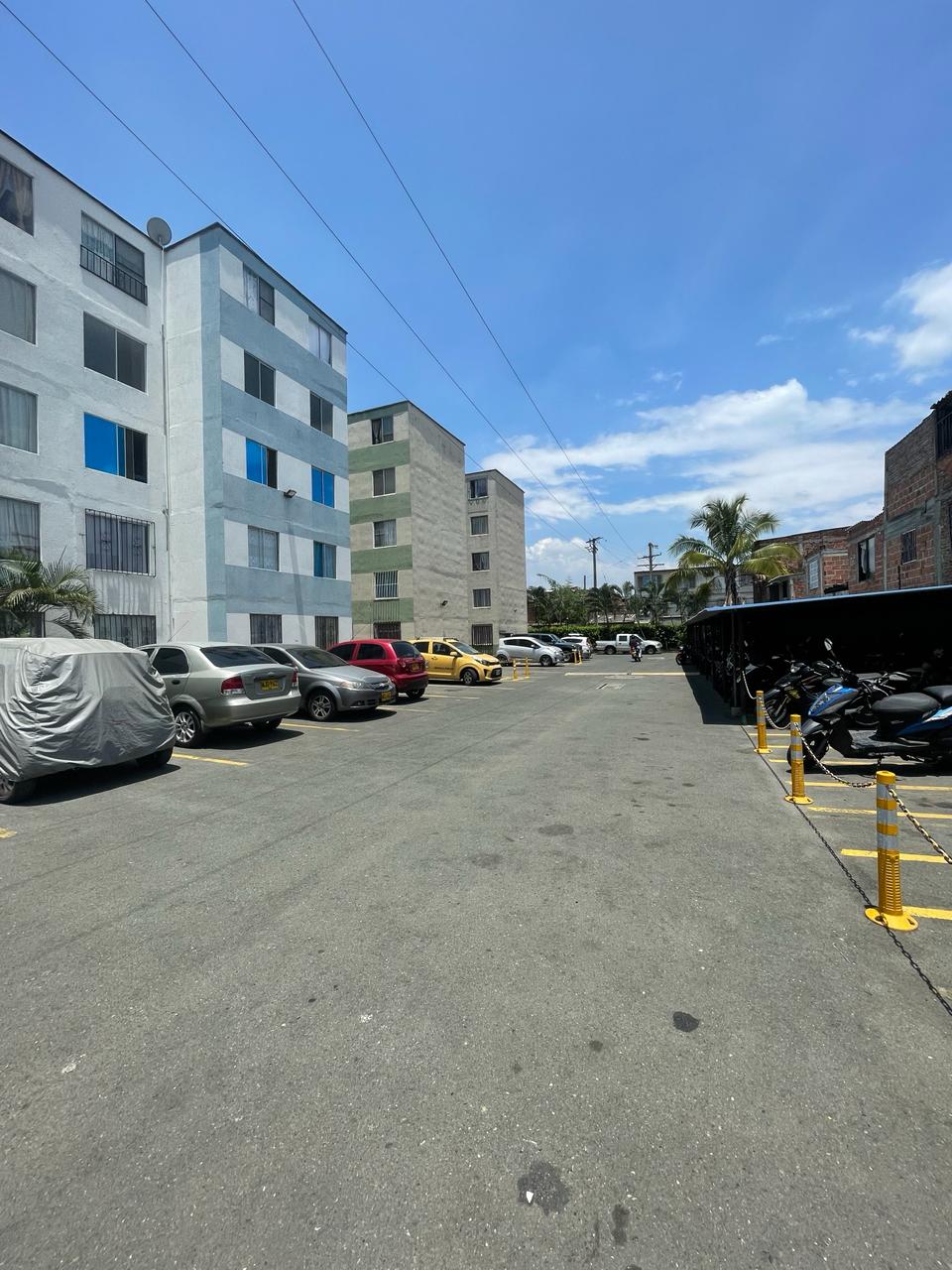 Apartamento En Venta - El Pondaje, Cali