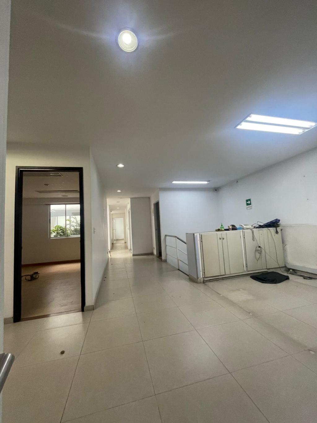Oficina En Arriendo - Limonar, Cali