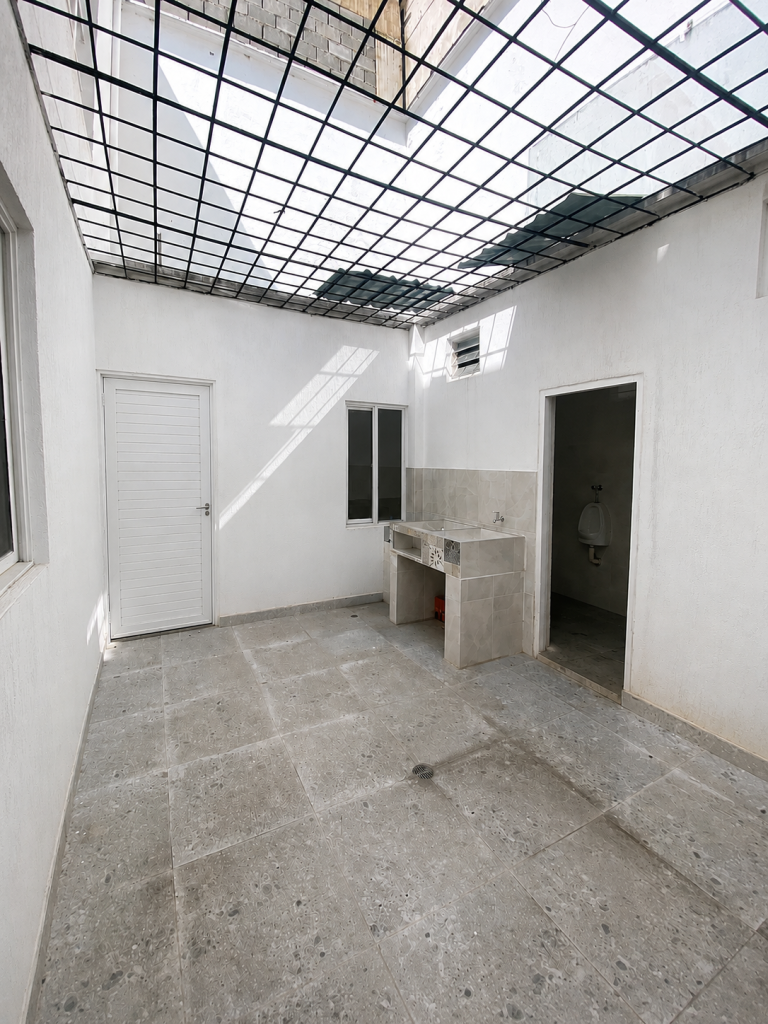 Local En Arriendo - Limonar, Cali