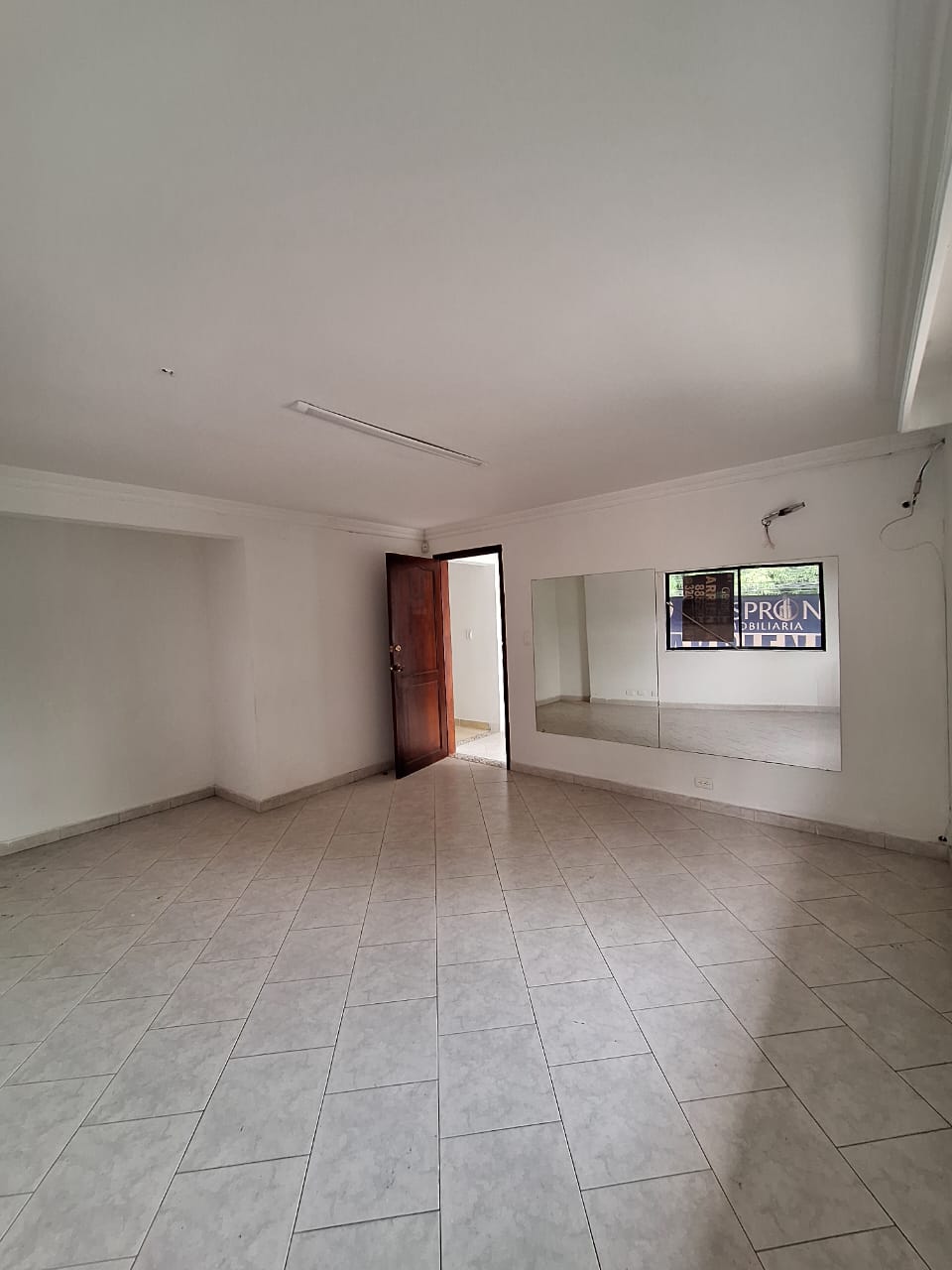 Casas Con Local En Arriendo/Venta - Tequendama, Cali