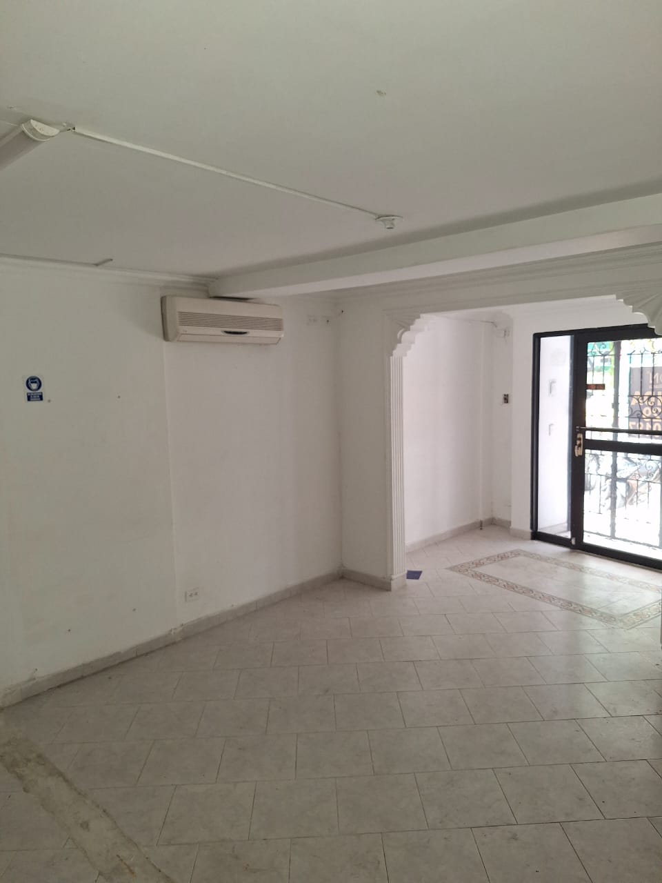 Casas Con Local En Arriendo/Venta - Tequendama, Cali