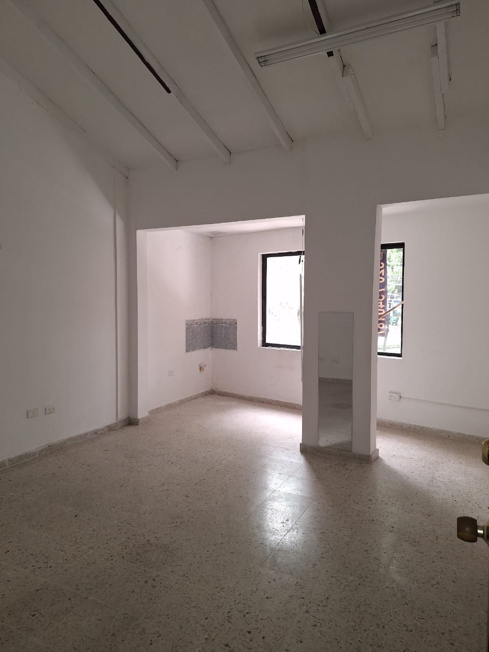 Casas Con Local En Arriendo/Venta - Tequendama, Cali