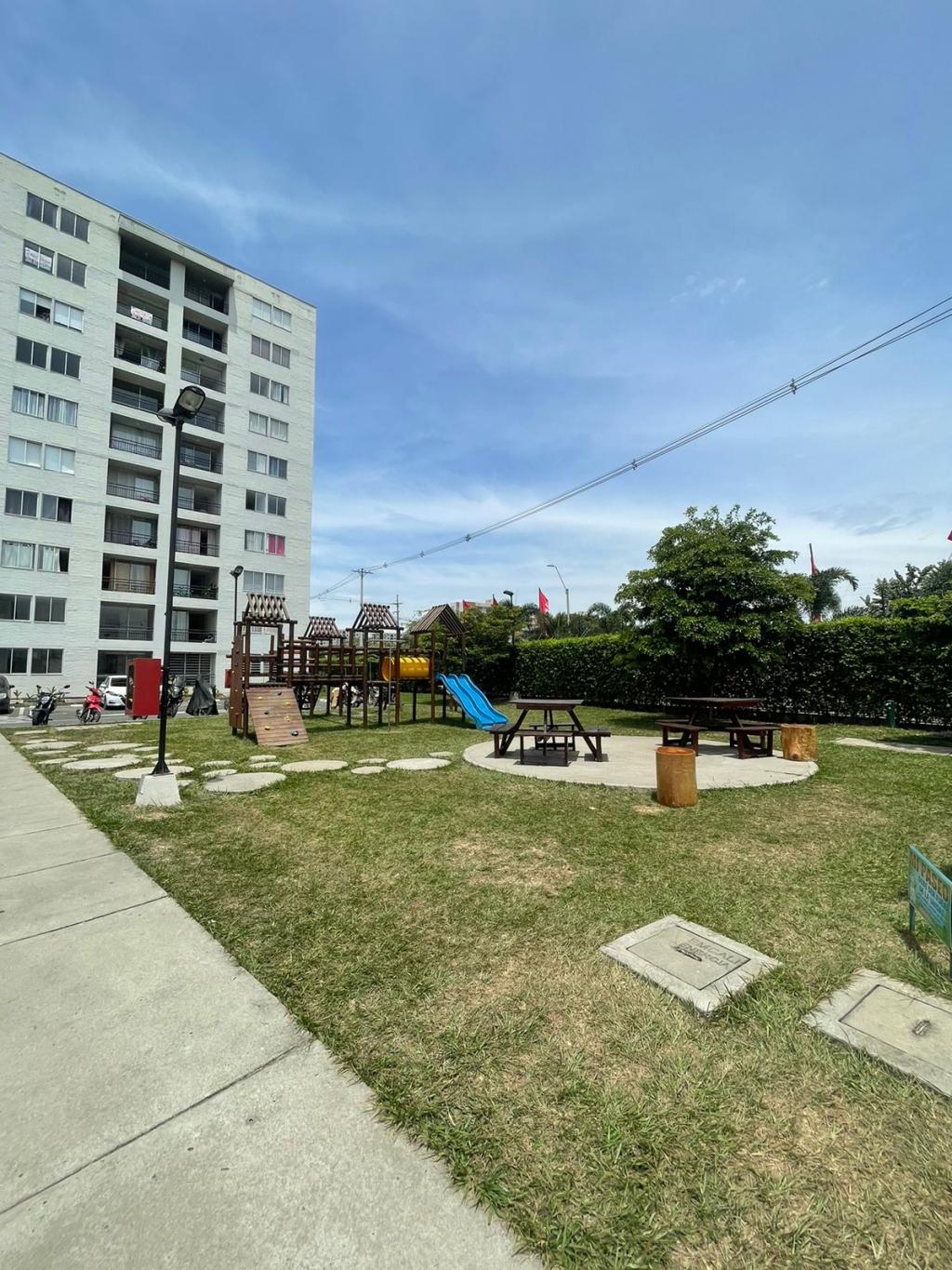 Apartamento En Arriendo - Bochalema, Cali