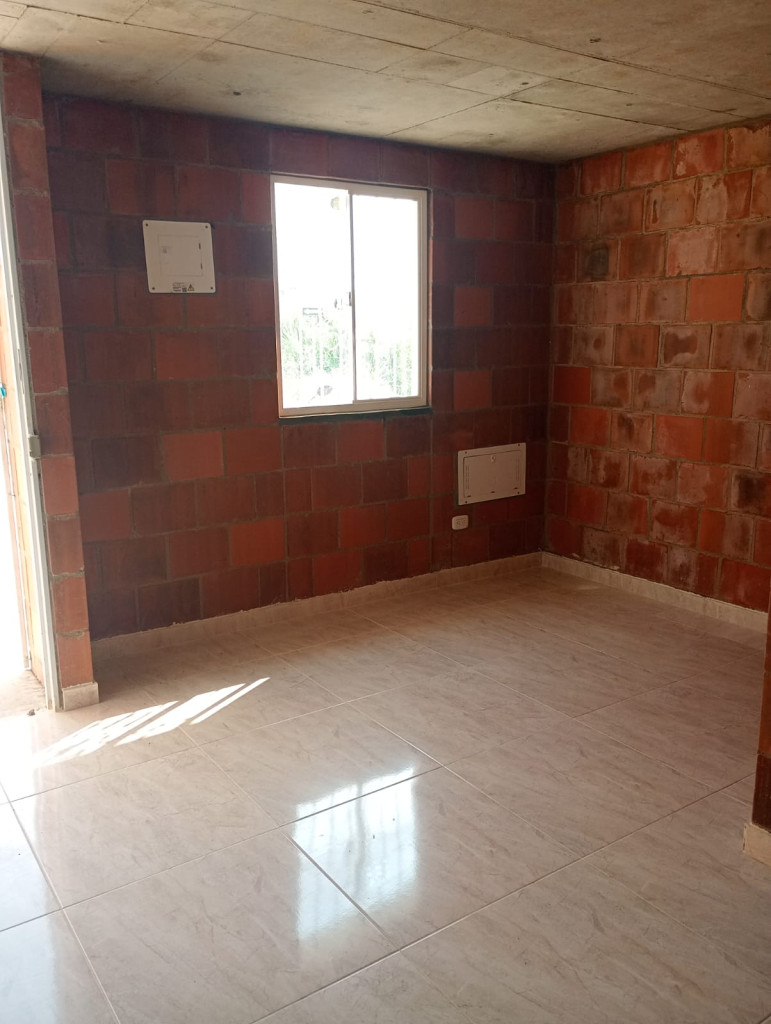 Casa En Arriendo - Ciudad Del Valle, Candelaria