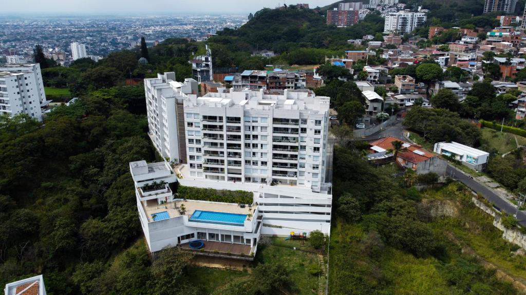 Apartamento En Venta - Santa Teresita, Cali