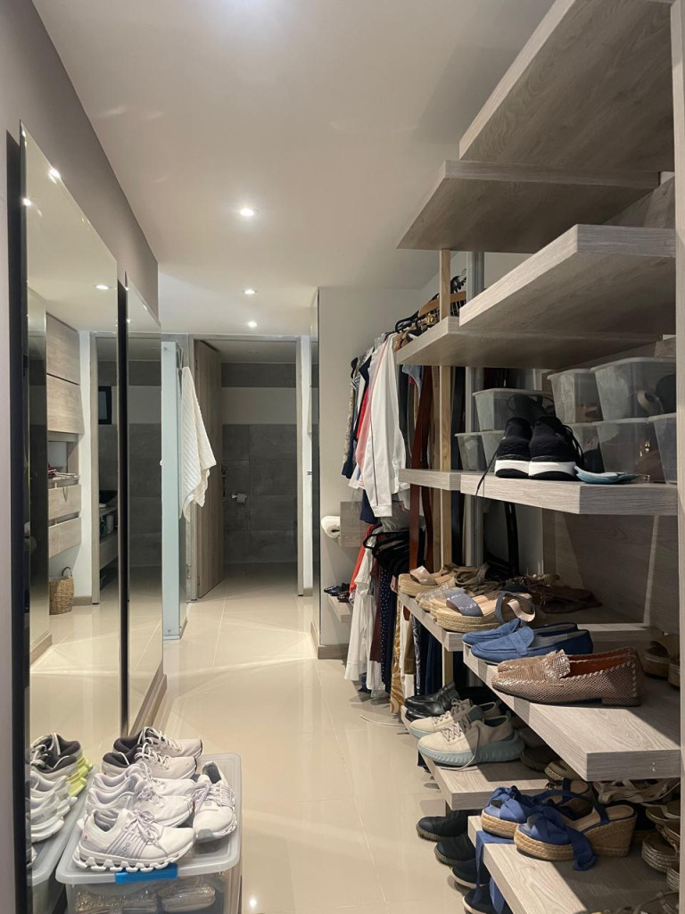 Apartamento En Venta - Bellavista, Cali