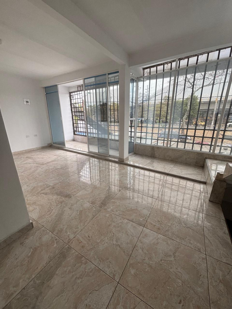 Casa En Arriendo - Ulpiano Lloreda, Cali