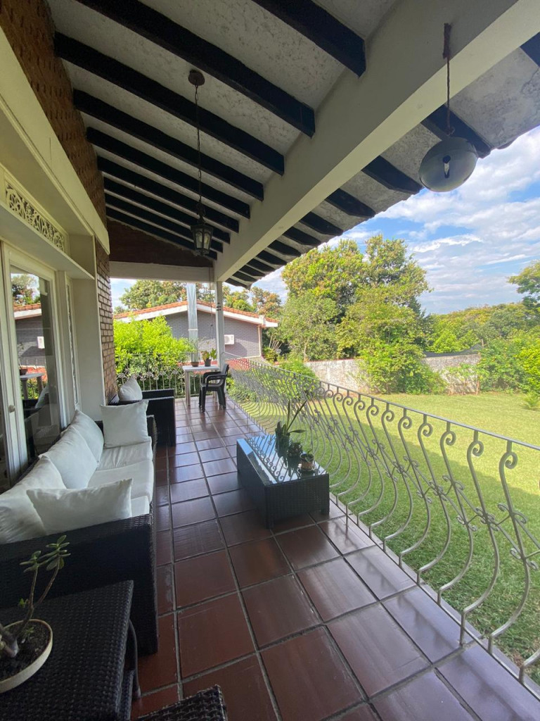 Casa En Venta - Ciudad Jardín, Cali