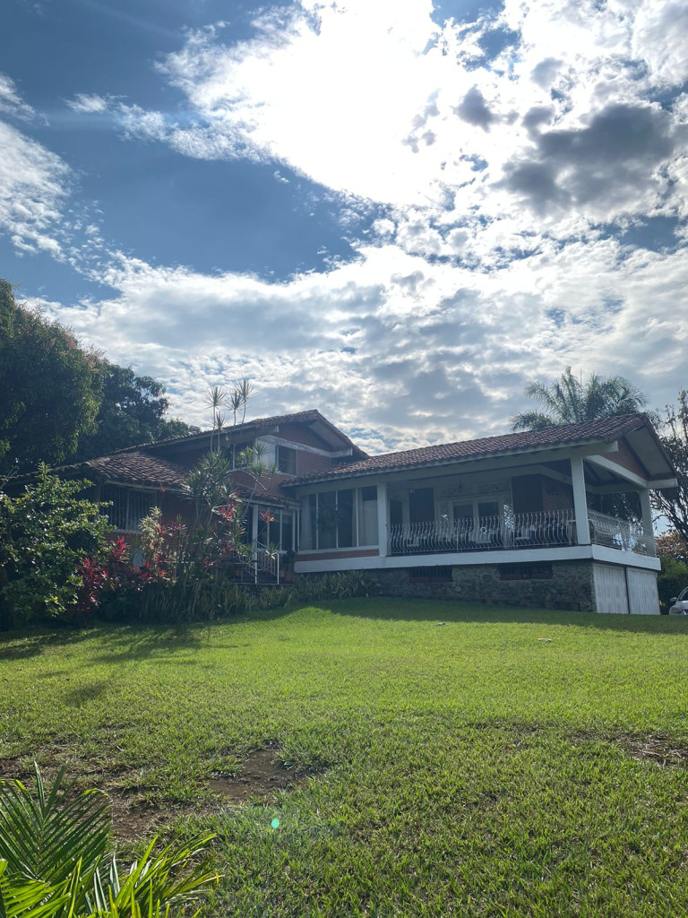 Casa En Venta - Ciudad Jardín, Cali