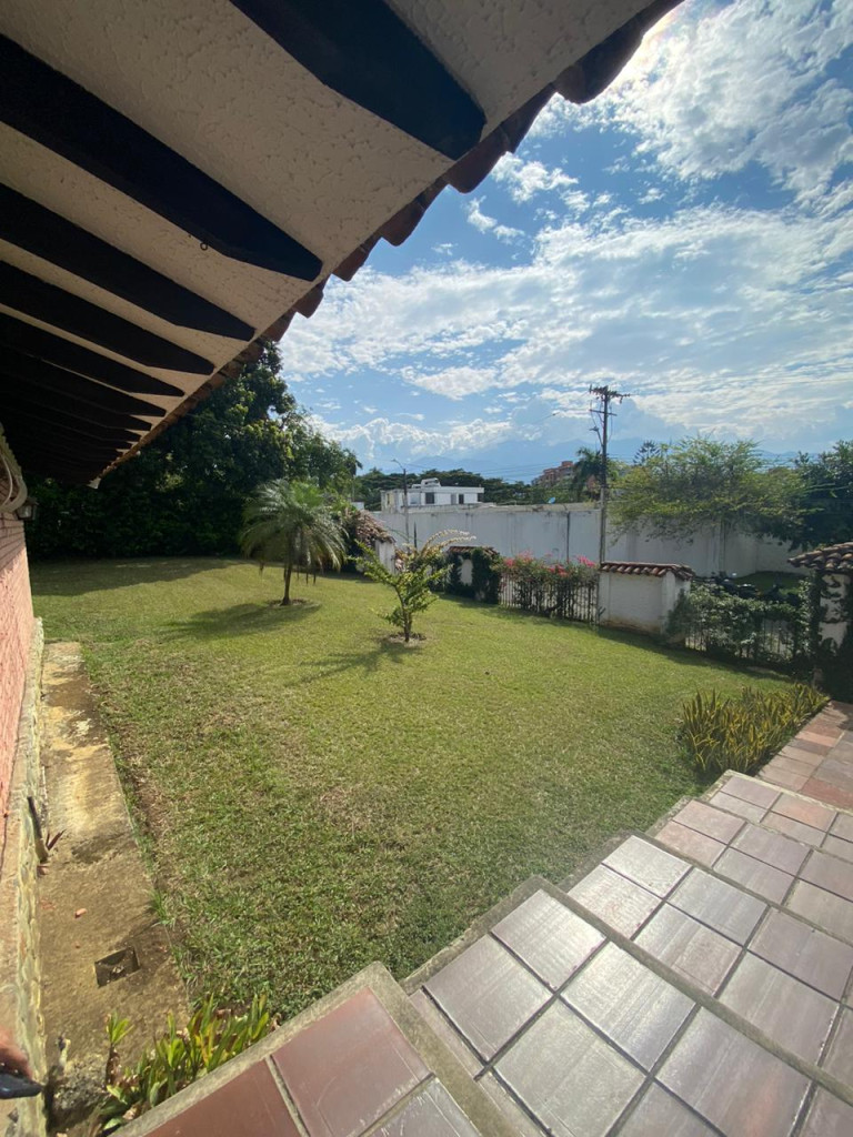 Casa En Venta - Ciudad Jardín, Cali