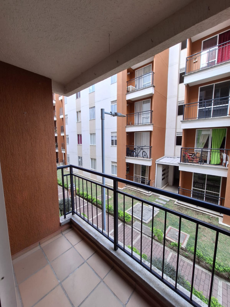 Apartamento En Venta - Ciudad Del Valle, Candelaria