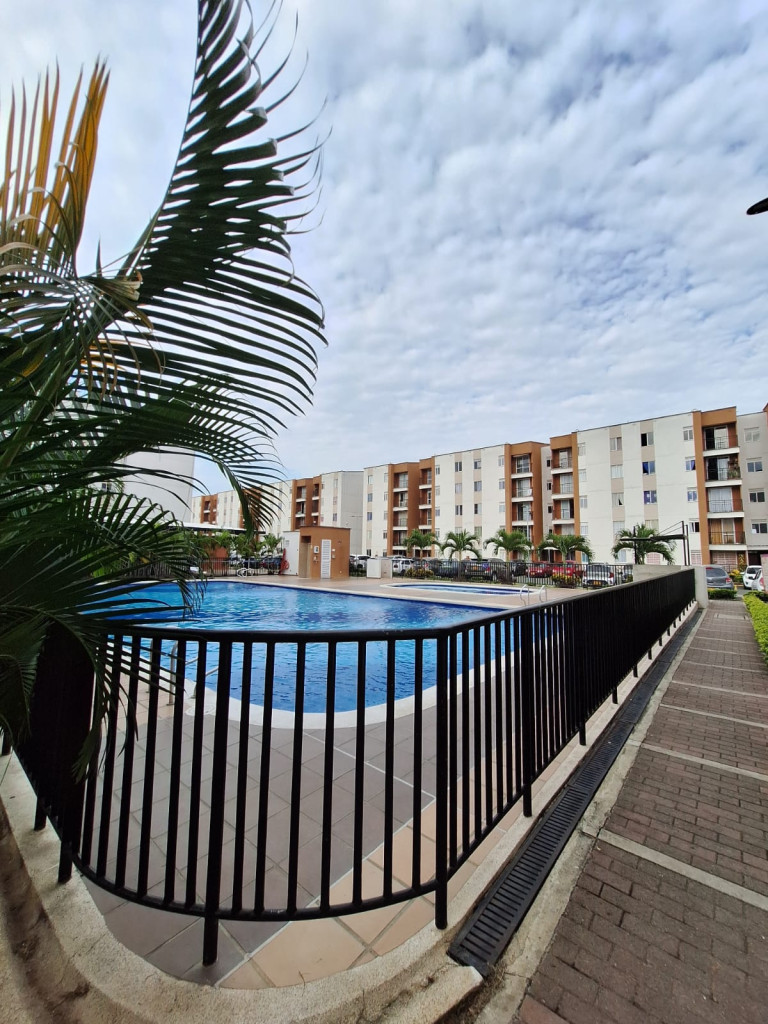 Apartamento En Venta - Ciudad Del Valle, Candelaria