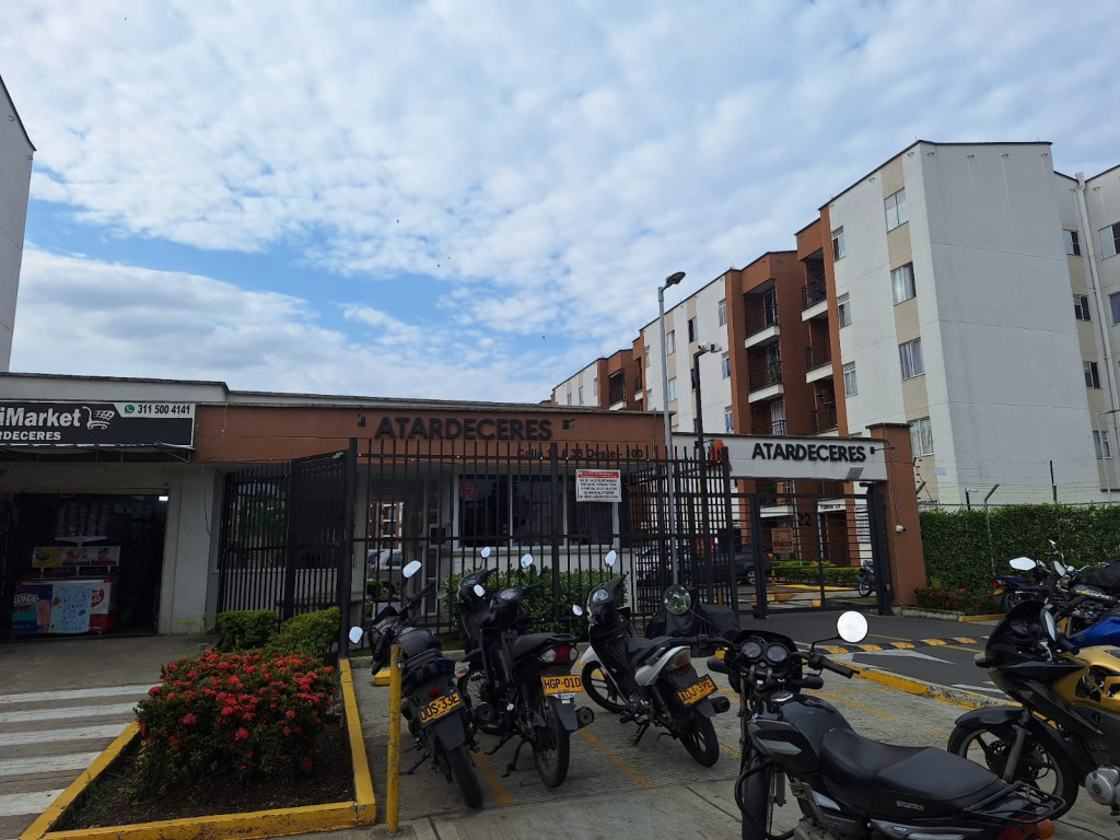 Apartamento En Venta - Ciudad Del Valle, Candelaria