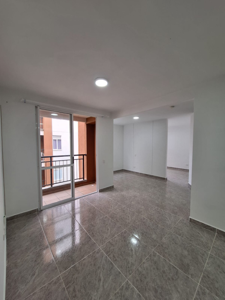 Apartamento En Venta - Ciudad Del Valle, Candelaria