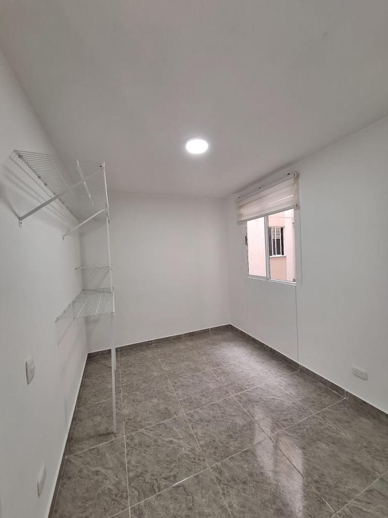Apartamento En Venta - Ciudad Del Valle, Candelaria