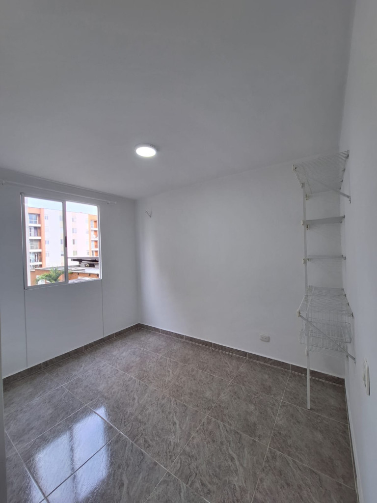 Apartamento En Venta - Ciudad Del Valle, Candelaria
