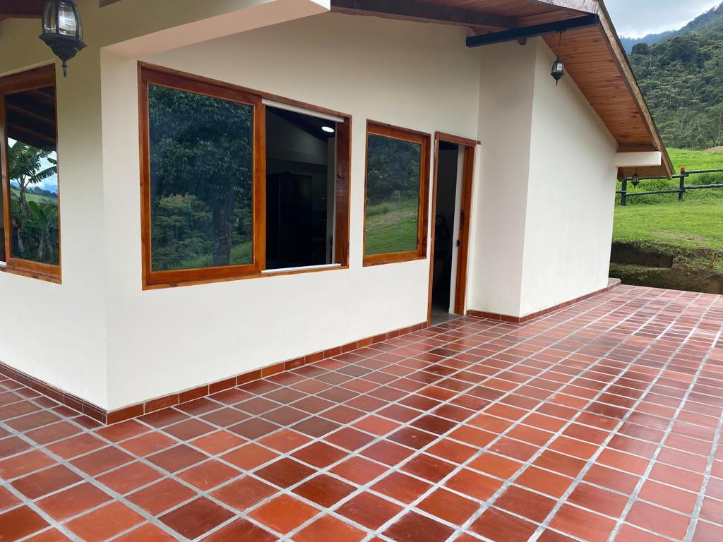 Finca En Venta - Vereda Zabaletas, Restrepo