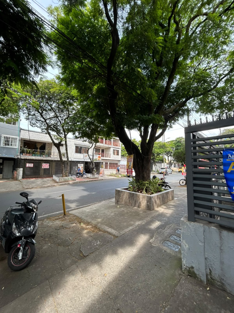 Local En Arriendo - Santa Isabel, Cali