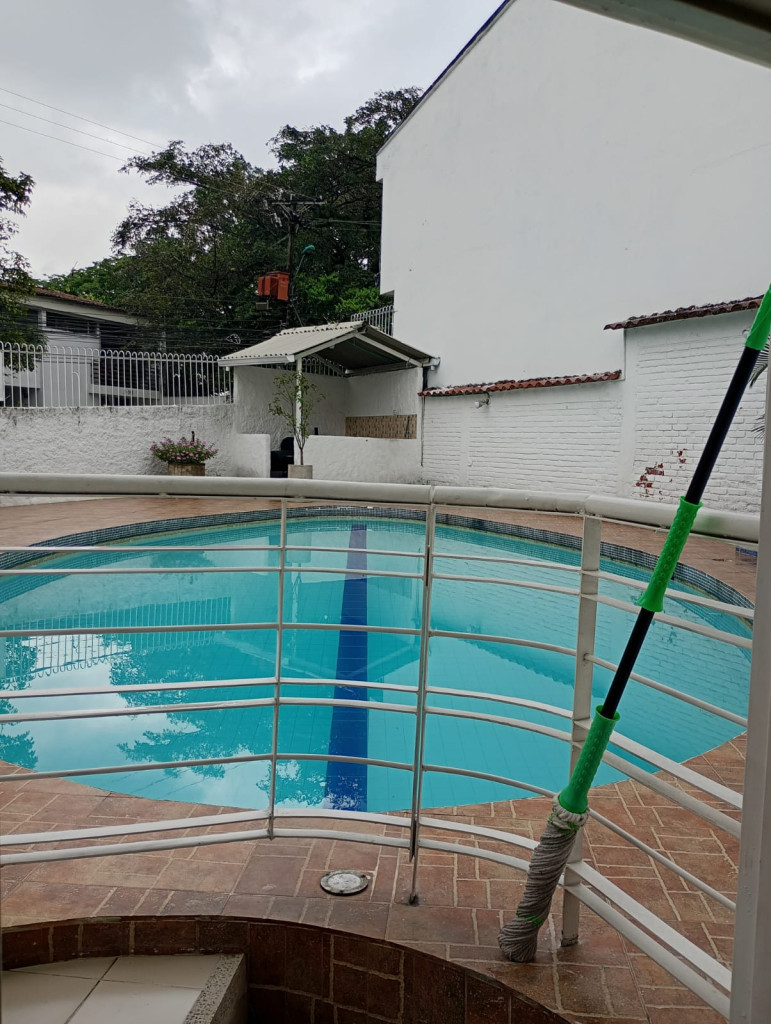 Casa En Venta - La Arboleda, Cali