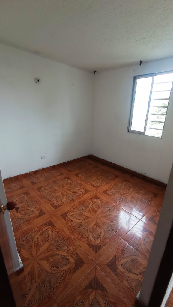Apartamento En Venta - Primero De Mayo, Cali