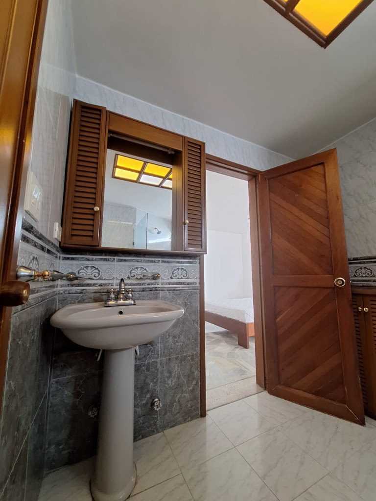 Casa En Arriendo - Ciudad Jardín, Cali