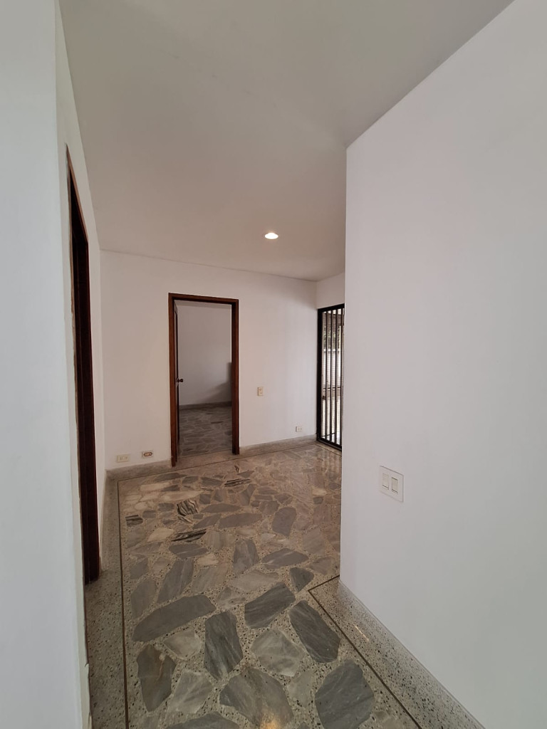 Casa En Arriendo - Ciudad Jardín, Cali