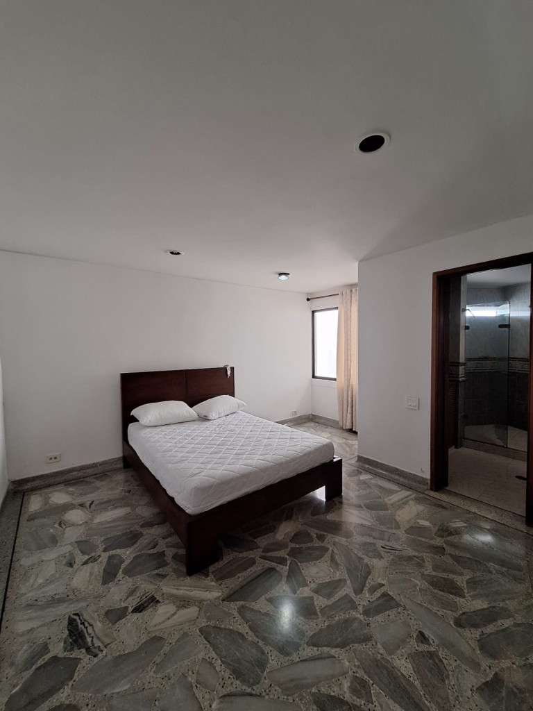 Casa En Arriendo - Ciudad Jardín, Cali