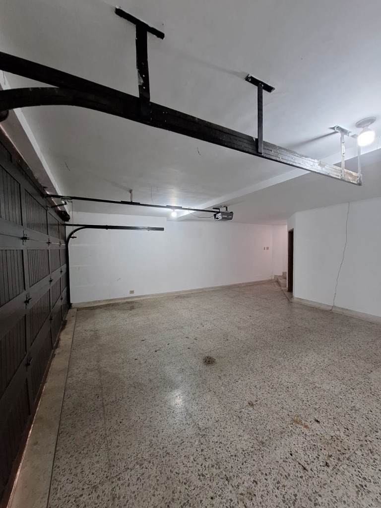 Casa En Arriendo - Ciudad Jardín, Cali