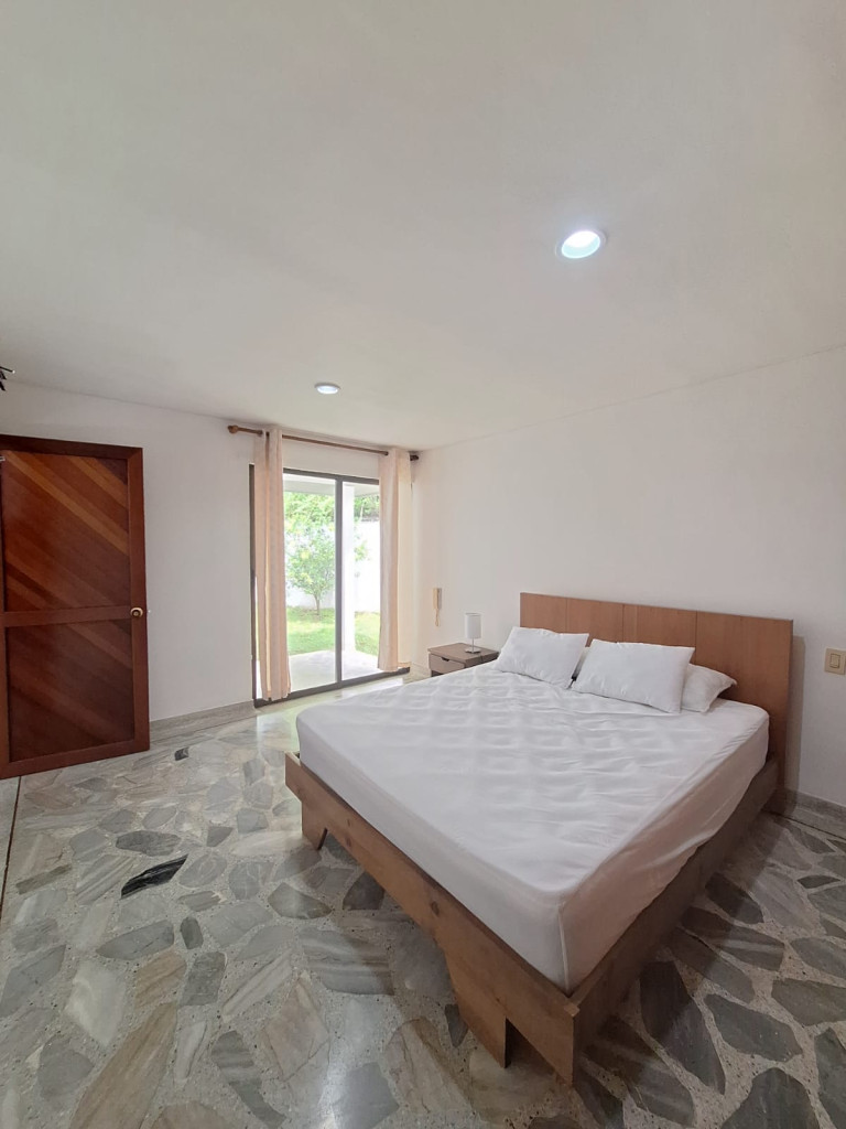 Casa En Arriendo - Ciudad Jardín, Cali