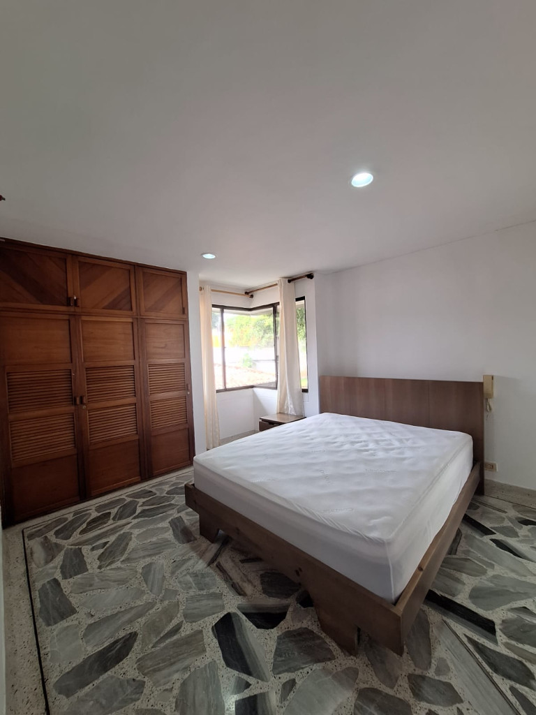 Casa En Arriendo - Ciudad Jardín, Cali