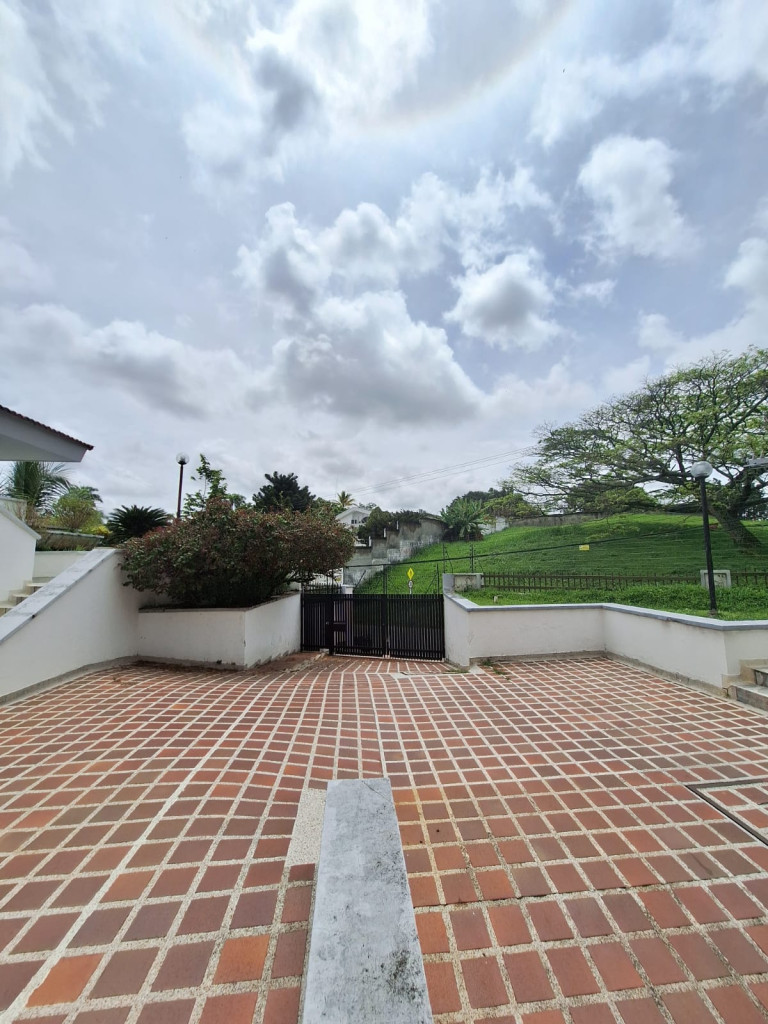 Casa En Arriendo - Ciudad Jardín, Cali