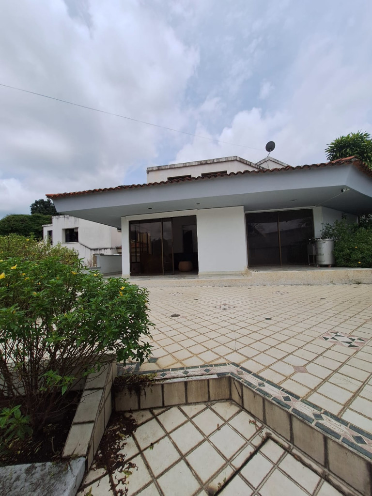 Casa En Arriendo - Ciudad Jardín, Cali