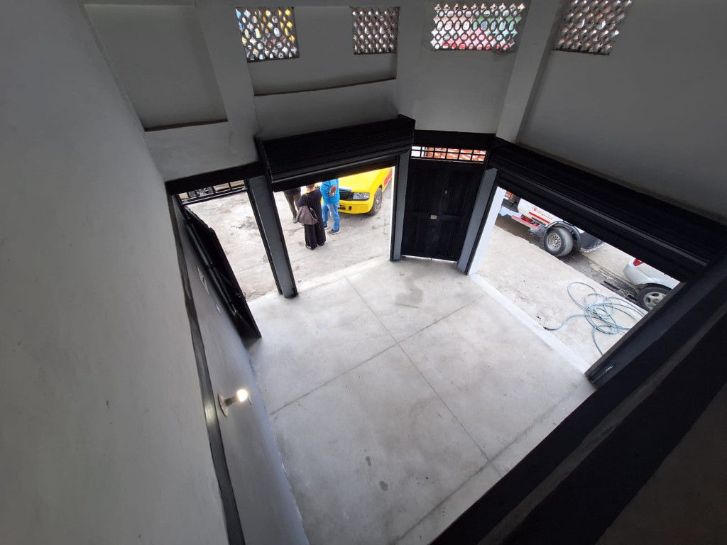 Local En Arriendo - Obrero   , Cali