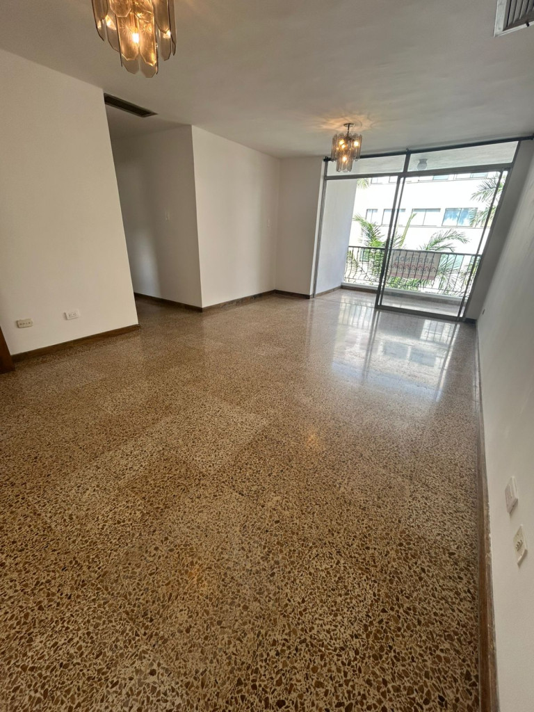 Apartamento En Venta - Versalles, Cali