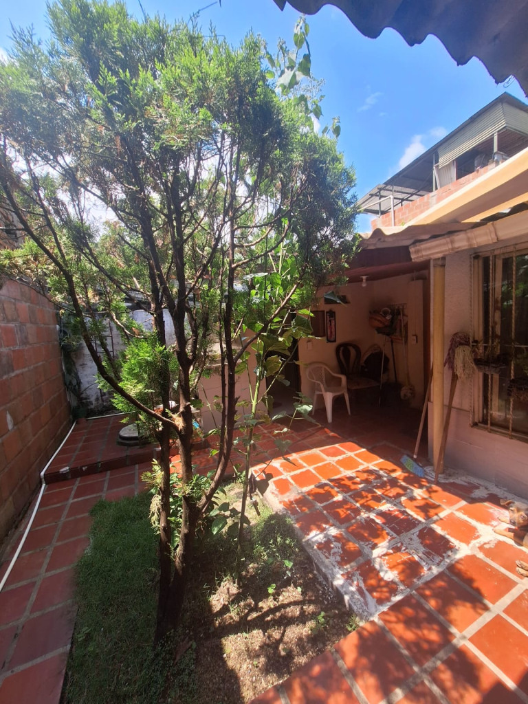 Casa En Venta - Meléndez, Cali
