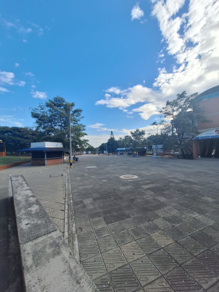 Local En Venta - Decepaz, Cali