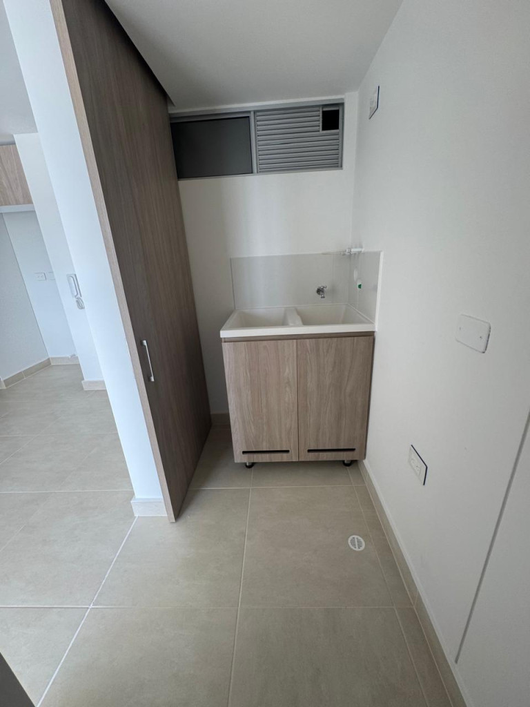 Apartamento En Arriendo - Valle Del Lili, Cali