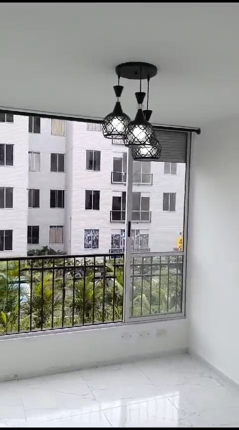 Apartamento En Venta - Ciudad Guabinas, Yumbo