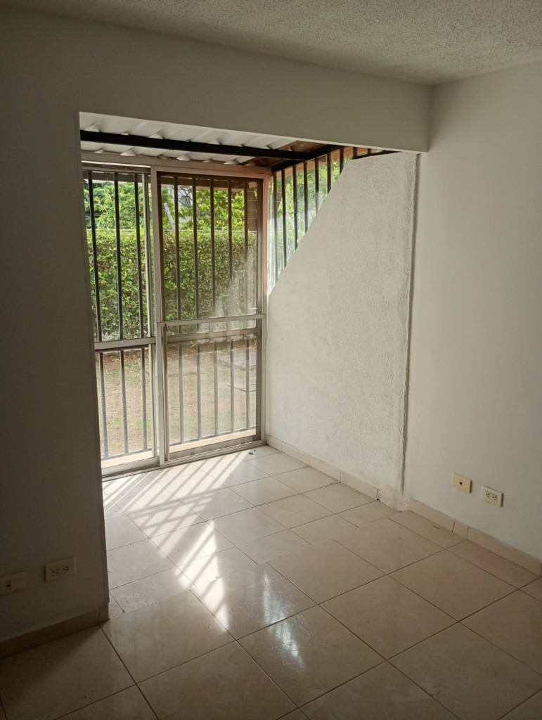 Apartamento En Venta - Brisas De Los Alamos, Cali