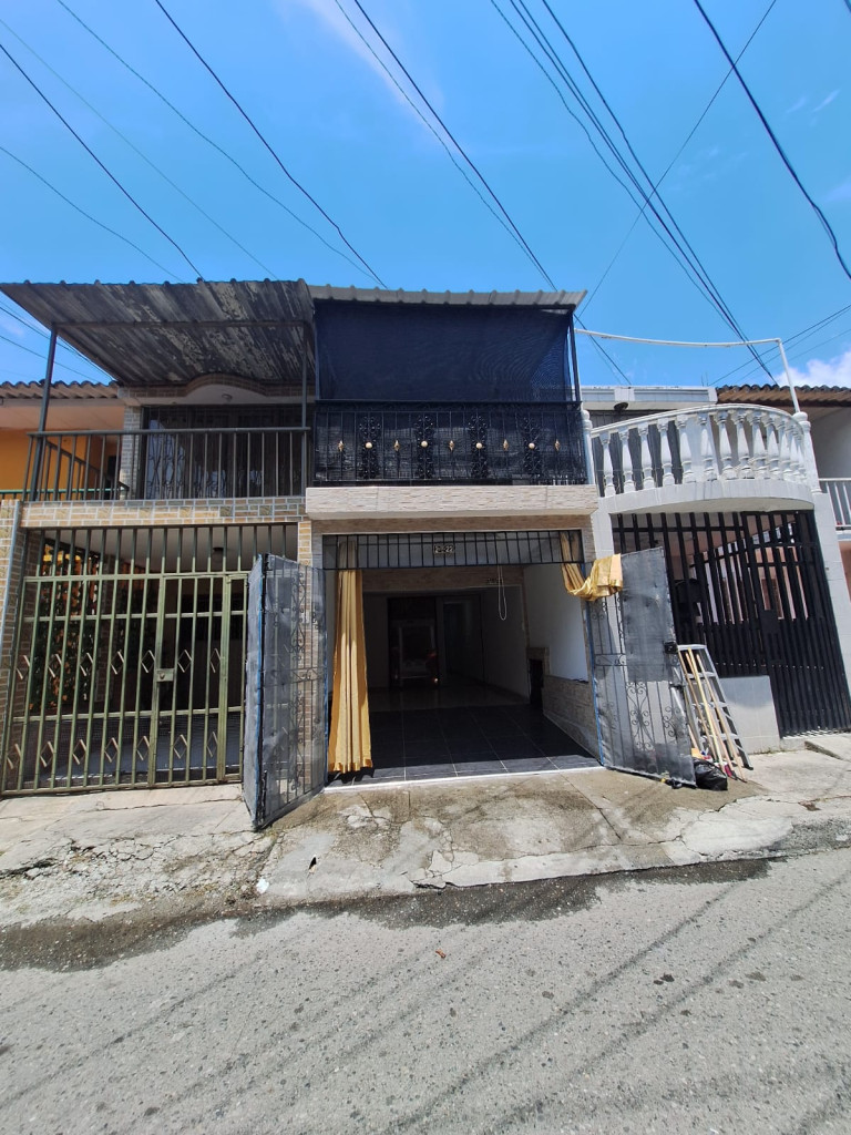 Casa En Venta - Brisas De Los Alamos, Cali