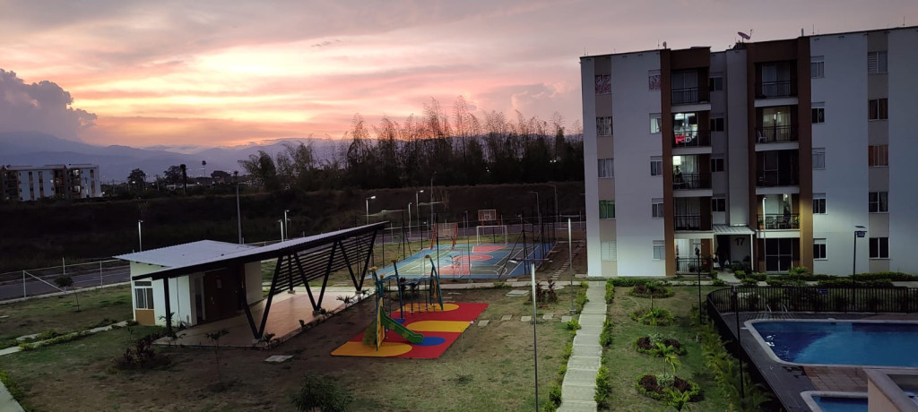 Apartamento En Venta - Ciudad Del Valle, Candelaria