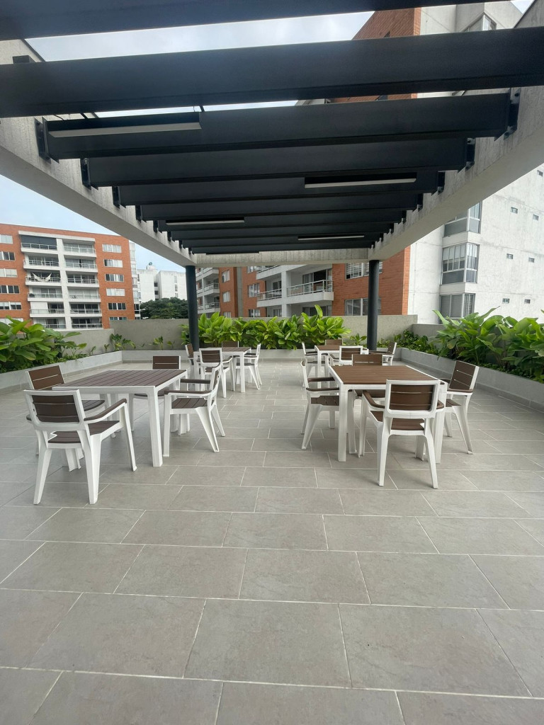 Apartamento En Arriendo - Valle Del Lili, Cali