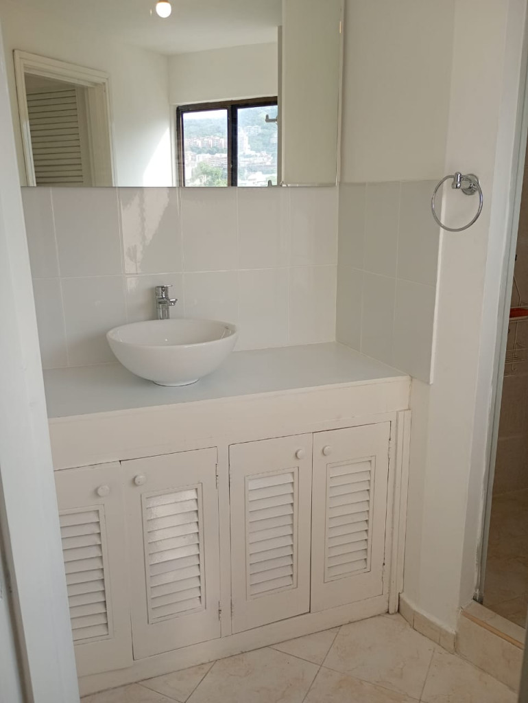 Apartamento En Arriendo - Los Cambulos, Cali