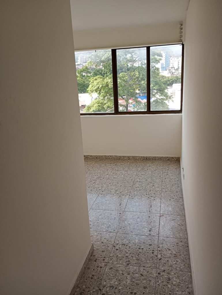 Apartamento En Arriendo - Los Cambulos, Cali