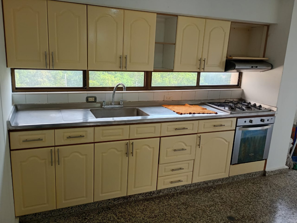 Apartamento En Arriendo - Los Cambulos, Cali